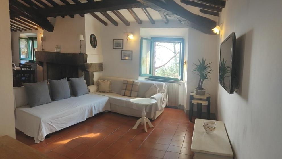 Podere I Rovai-Apt Il Rifugio- In The Heart Of Tuscany Reggello Bagian luar foto